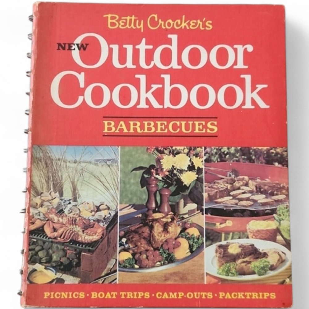 RARE Betty Crocker Outdoor Cookbook 1967 Vintage BBQ Camping Picnic Recipes